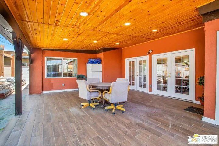 553 N Paseo De Anza, Palm Springs, California 92262