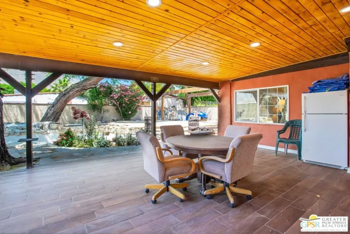 553 N Paseo De Anza, Palm Springs, California 92262