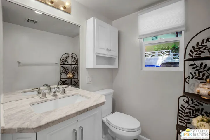 553 N Paseo De Anza, Palm Springs, California 92262