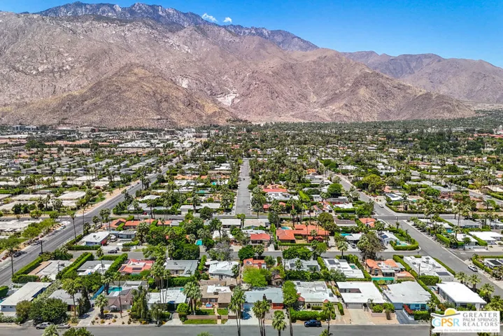 553 N Paseo De Anza, Palm Springs, California 92262