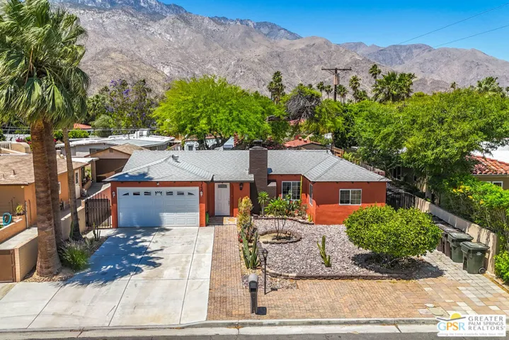 553 N Paseo De Anza, Palm Springs, California 92262