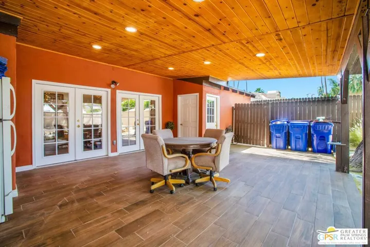 553 N Paseo De Anza, Palm Springs, California 92262