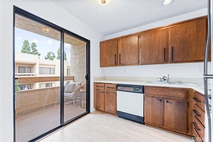 kitchen facing patio
