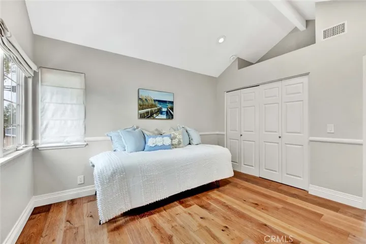2210 Pacific Avenue E1, Costa Mesa, California 92627