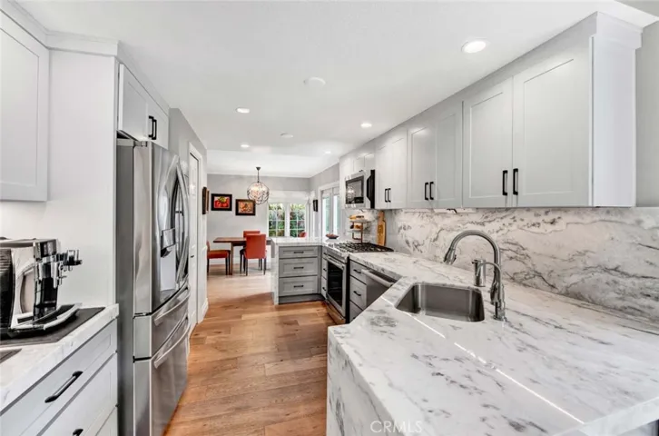 2210 Pacific Avenue E1, Costa Mesa, California 92627