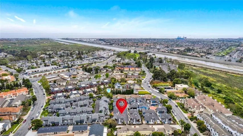 2210 Pacific Avenue E1, Costa Mesa, California 92627