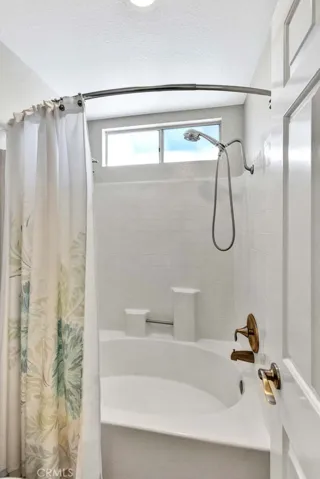 2210 Pacific Avenue E1, Costa Mesa, California 92627