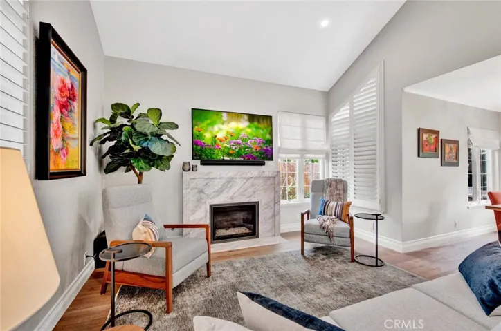 2210 Pacific Avenue E1, Costa Mesa, California 92627