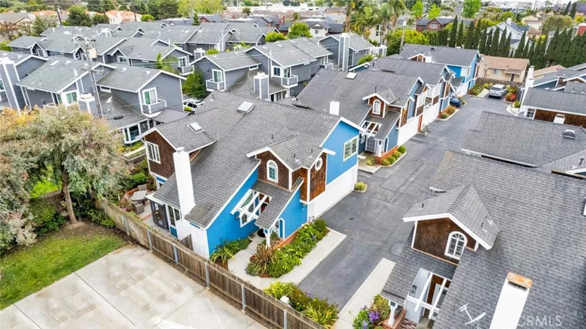 2210 Pacific Avenue E1, Costa Mesa, California 92627