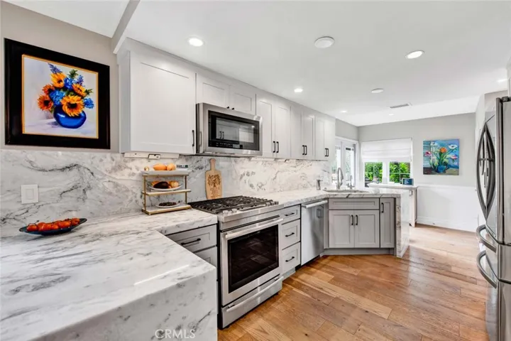 2210 Pacific Avenue E1, Costa Mesa, California 92627
