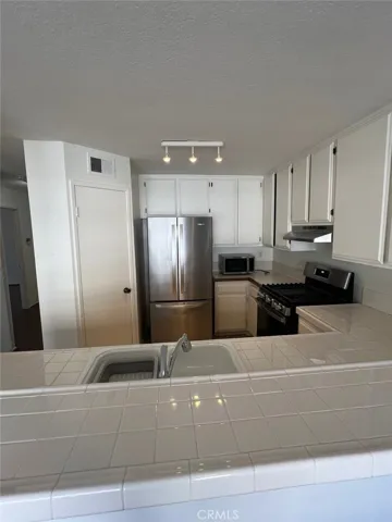 25675 View Pointe 10f, Lake Forest, California 92630