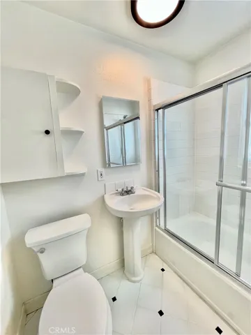 208 Marine Avenue, Newport Beach, California 92662