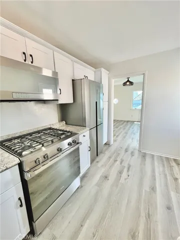 208 Marine Avenue, Newport Beach, California 92662