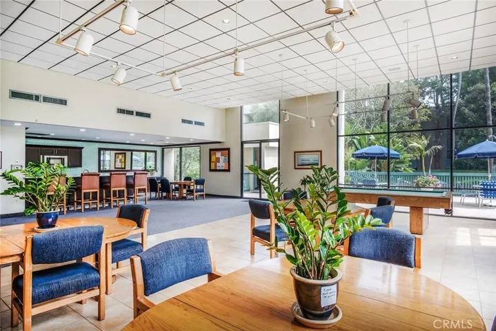 448 N Bellflower Boulevard 305, Long Beach, California 90814