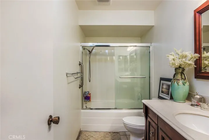 448 N Bellflower Boulevard 305, Long Beach, California 90814