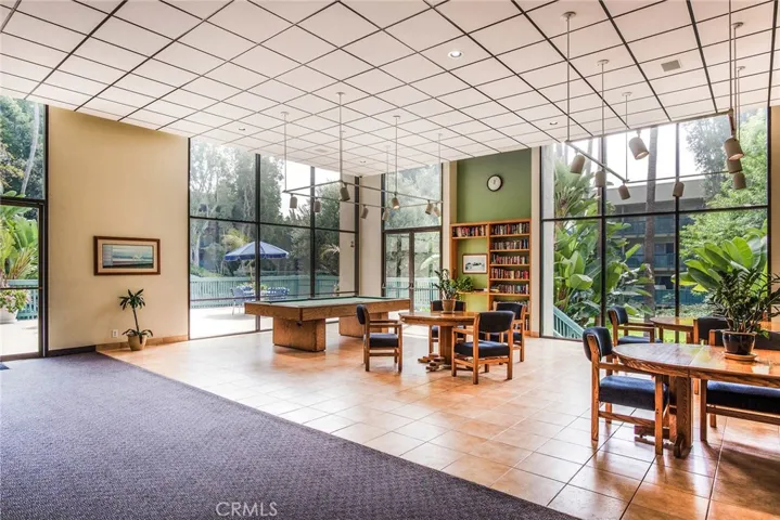 448 N Bellflower Boulevard 305, Long Beach, California 90814
