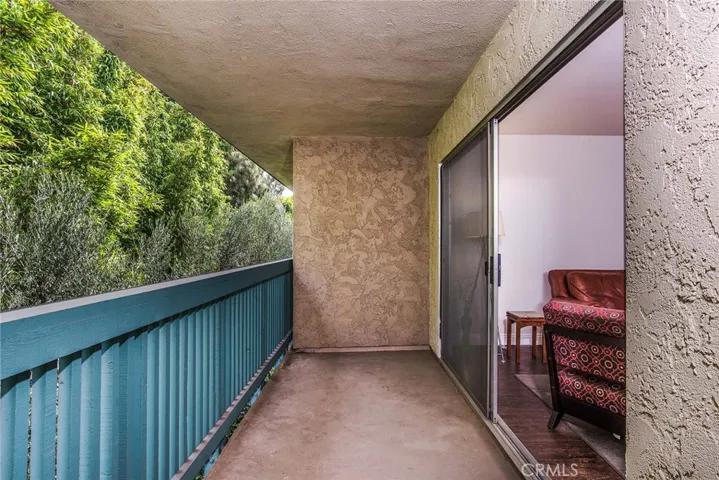 448 N Bellflower Boulevard 305, Long Beach, California 90814