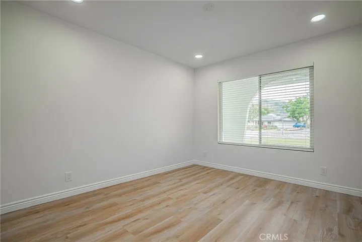 120 E Fairfield Drive, Claremont, California 91711