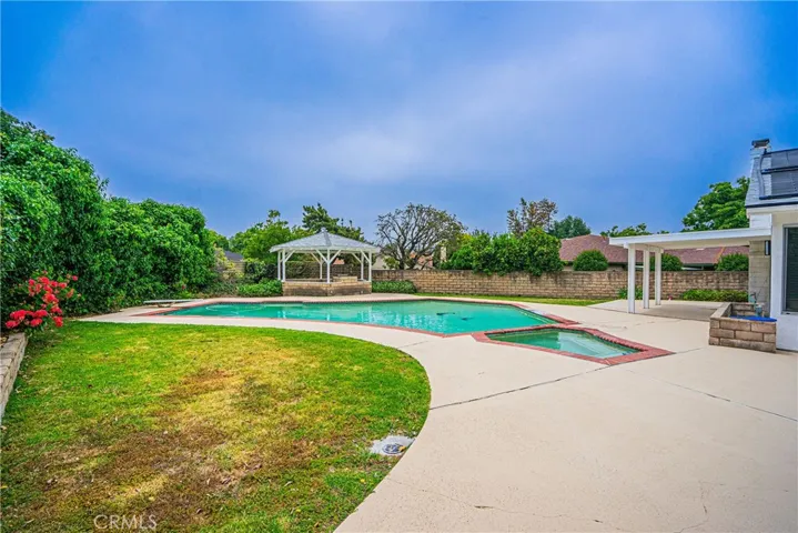 120 E Fairfield Drive, Claremont, California 91711