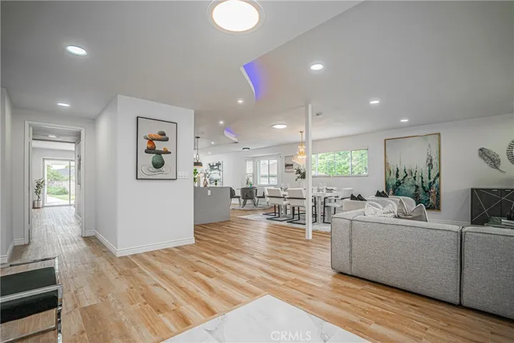120 E Fairfield Drive, Claremont, California 91711