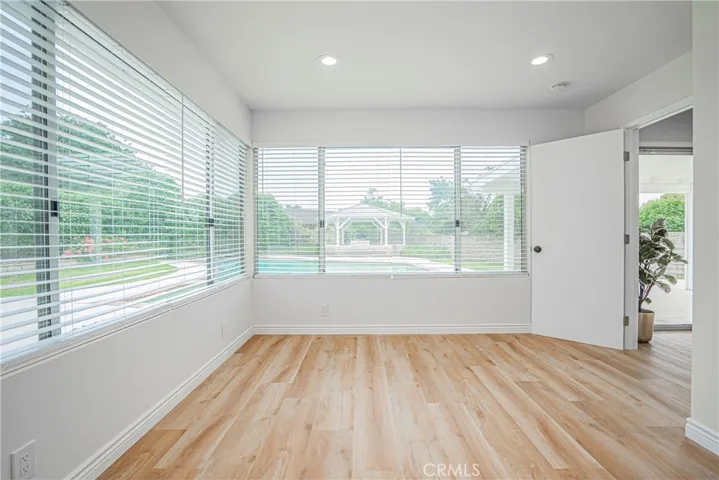 120 E Fairfield Drive, Claremont, California 91711