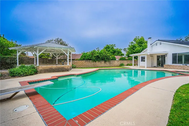 120 E Fairfield Drive, Claremont, California 91711