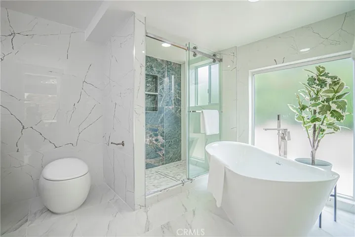 120 E Fairfield Drive, Claremont, California 91711