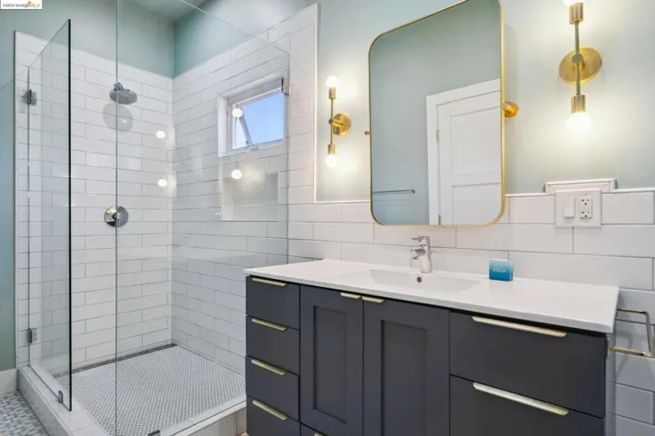 1343 Parker St, Berkeley, California 94702