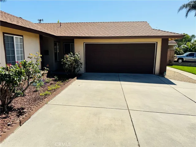 9657 Lark Circle, Fountain Valley, California 92708