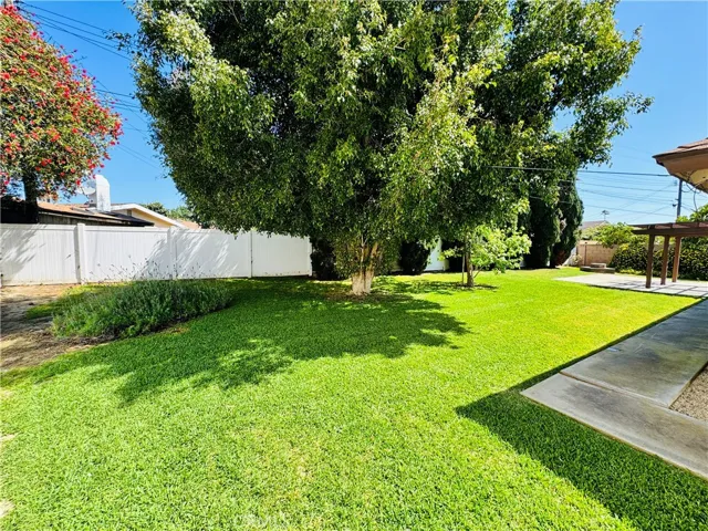 9657 Lark Circle, Fountain Valley, California 92708