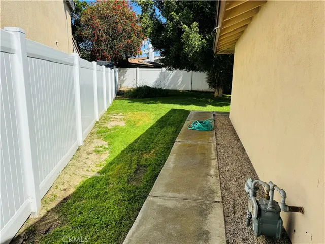 9657 Lark Circle, Fountain Valley, California 92708