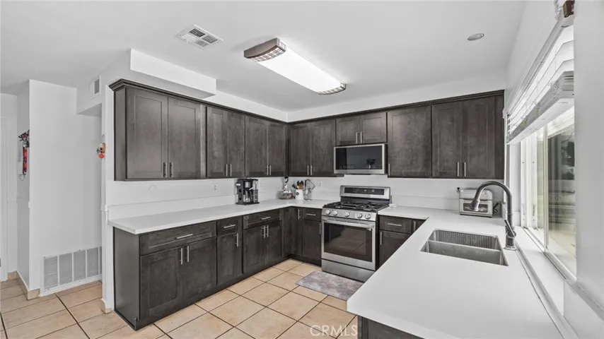 3478 Revere Road, Riverside, California 92503