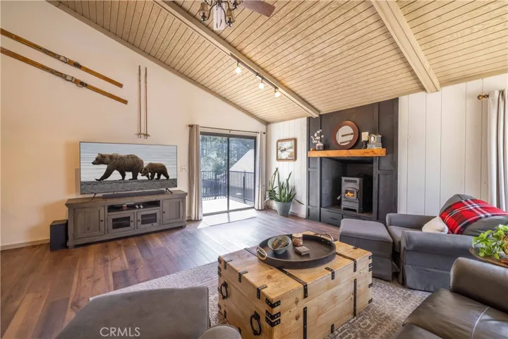 419 Tanglewood Drive, Big Bear City, California 92314