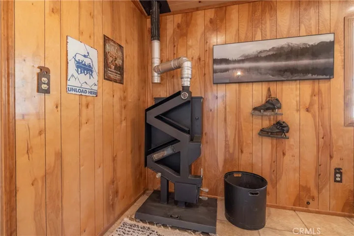 419 Tanglewood Drive, Big Bear City, California 92314