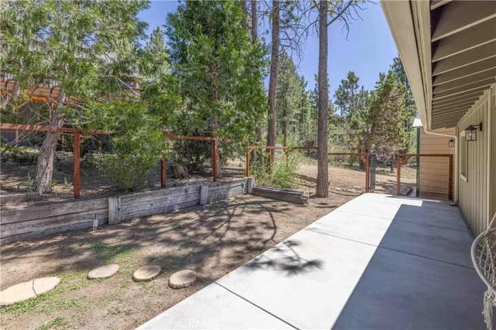419 Tanglewood Drive, Big Bear City, California 92314