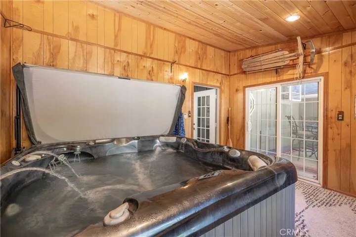 419 Tanglewood Drive, Big Bear City, California 92314