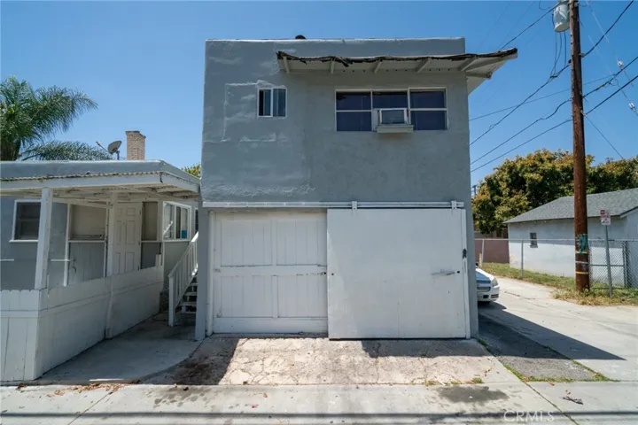 415 W Pine Street, Santa Ana, California 92701