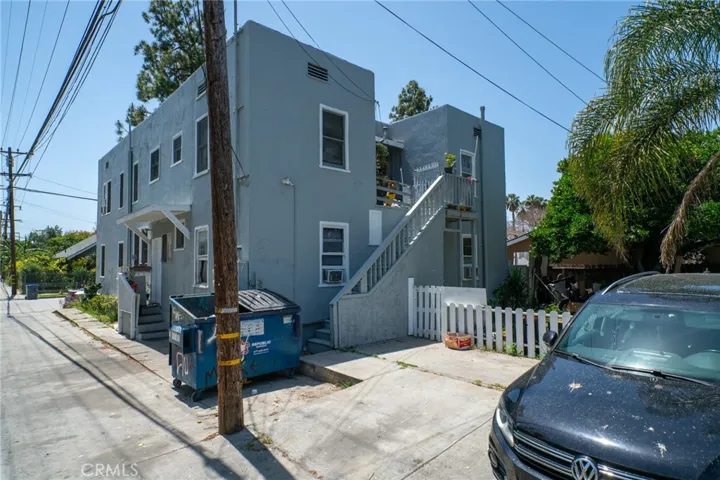415 W Pine Street, Santa Ana, California 92701