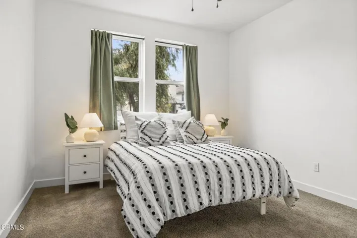 19-web-or-mls-UpmarketMedia-10578San-57