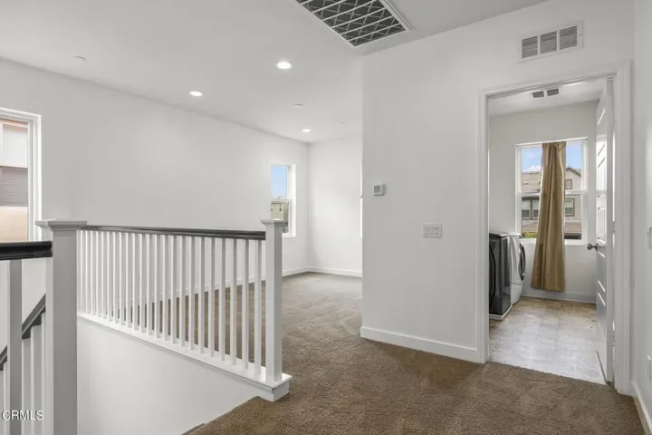 24-web-or-mls-UpmarketMedia-10578San-72