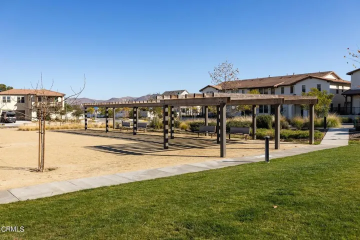 45-web-or-mls-The Farm-3