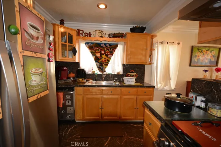 Another view of kitchen
