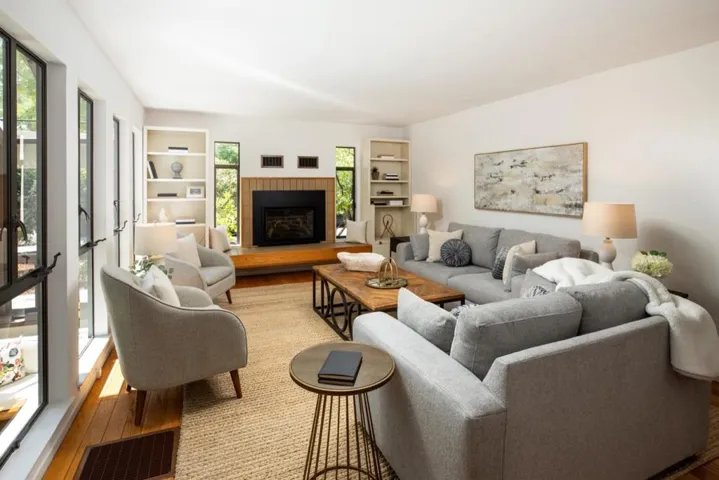 890 California Avenue, Palo Alto, California 94306