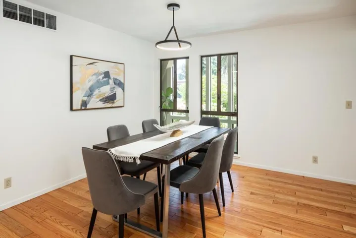 890 California Avenue, Palo Alto, California 94306