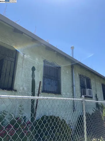 1304 E Lafayette St, Stockton, California 95205