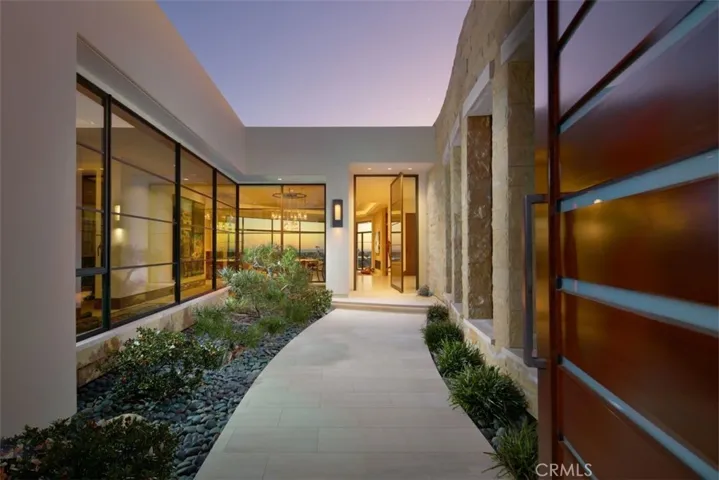 1523 Dolphin Terrace, Corona Del Mar, California 92625