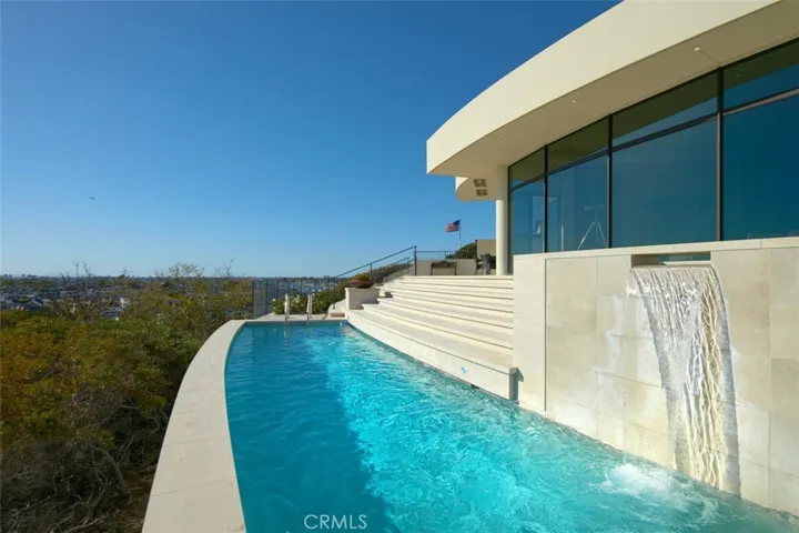 1523 Dolphin Terrace, Corona Del Mar, California 92625