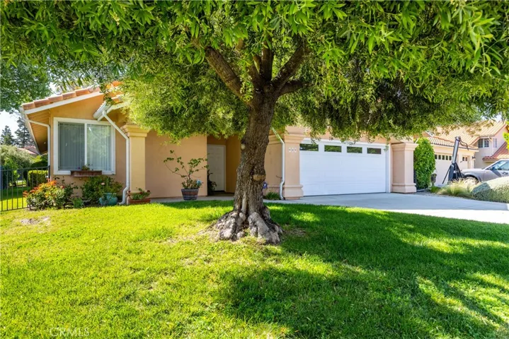 909 Torrey Pines Drive, Paso Robles, California 93446