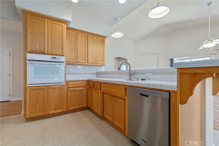 909 Torrey Pines Drive, Paso Robles, California 93446