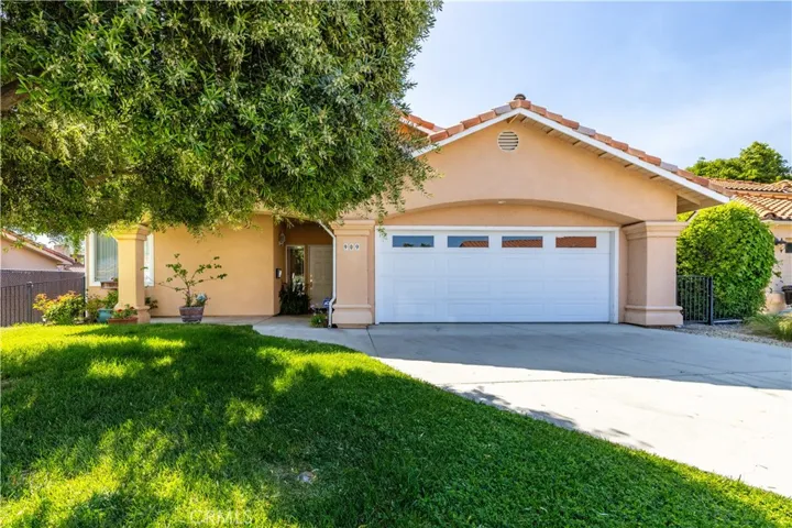909 Torrey Pines Drive, Paso Robles, California 93446